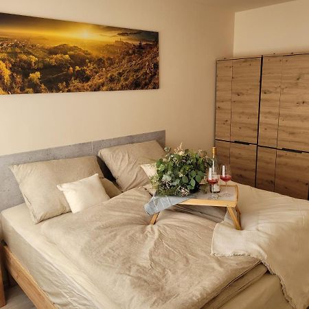Zamek Na Dlani Mikulov Apartment Ngoại thất bức ảnh