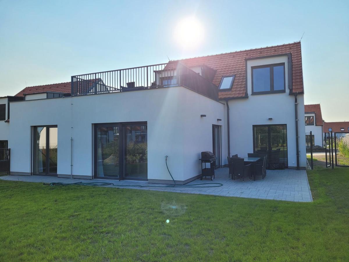 Zamek Na Dlani Mikulov Apartment Ngoại thất bức ảnh
