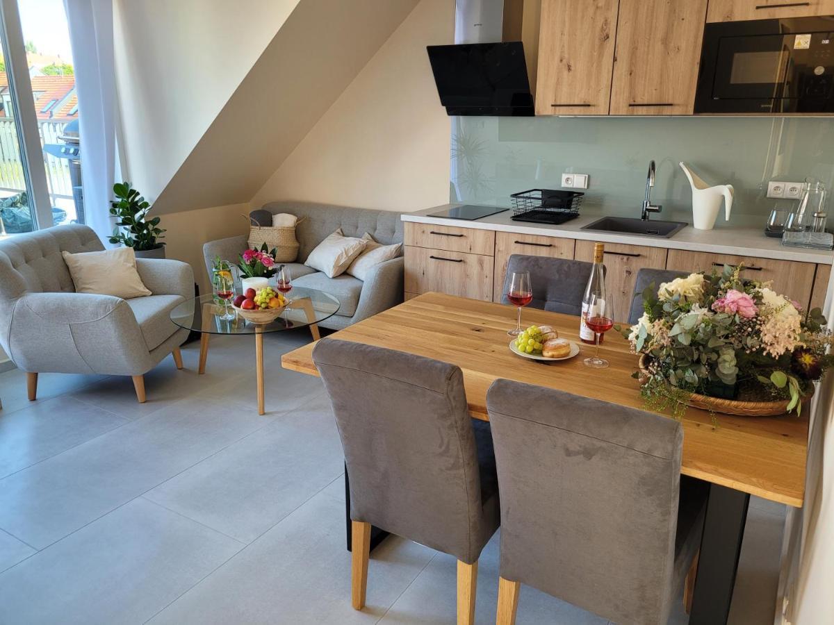 Zamek Na Dlani Mikulov Apartment Ngoại thất bức ảnh