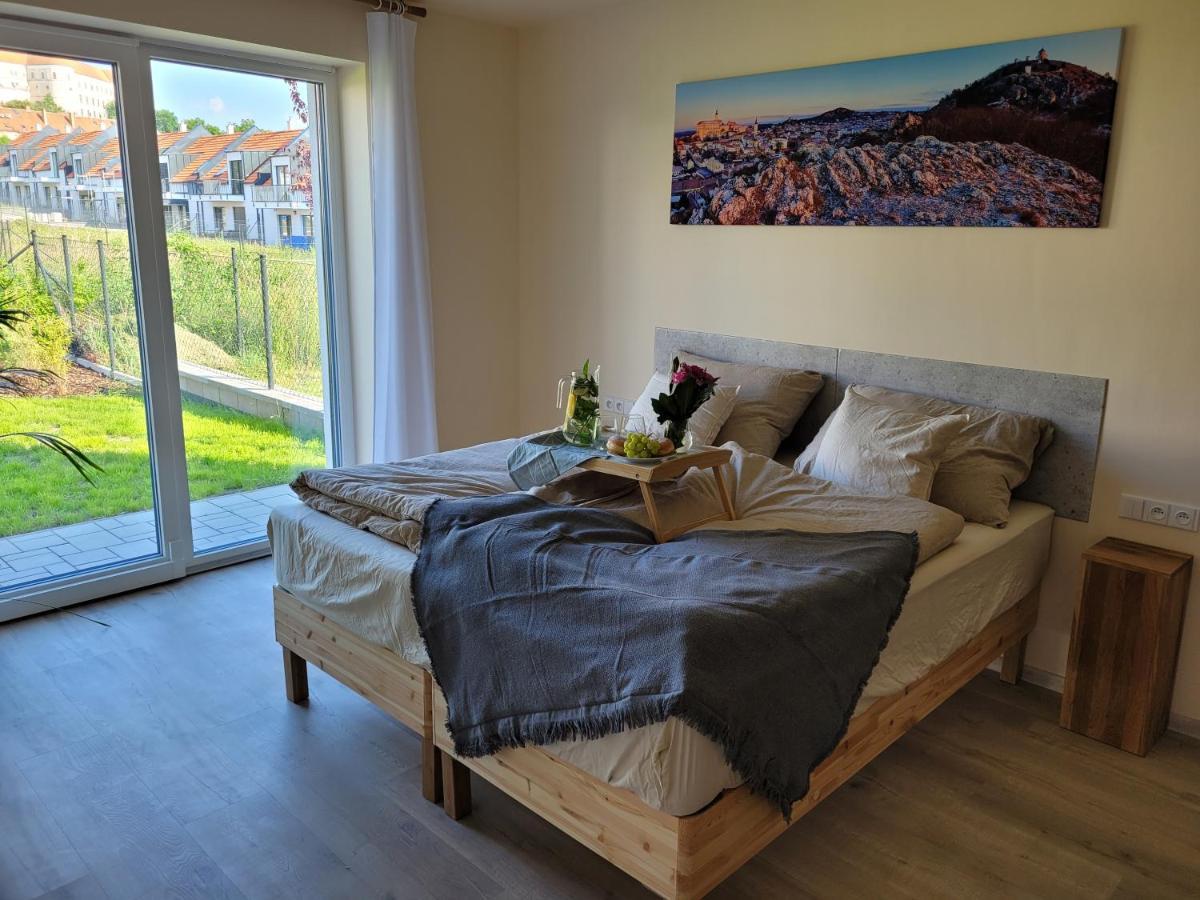 Zamek Na Dlani Mikulov Apartment Ngoại thất bức ảnh